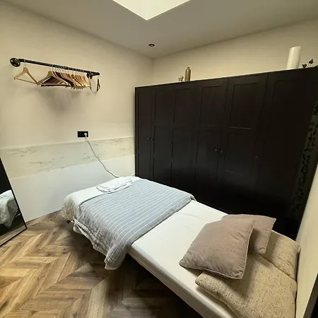 Premium At The Gates Of アパート